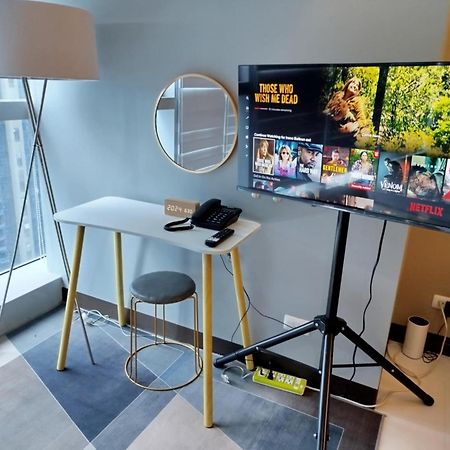 טאגיג Uptown Parksuites Tower 1 Bgc מראה חיצוני תמונה